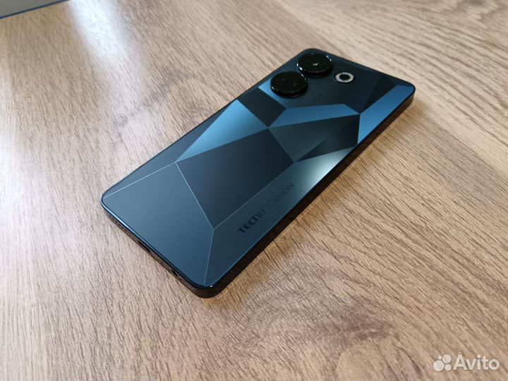 TECNO Camon 20, 8/256 ГБ