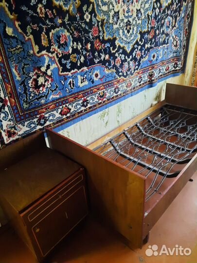 Спальный гарнитур бу