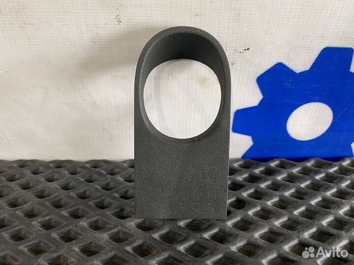 Накладка на торпедо (консоль) левая Volvo FH4