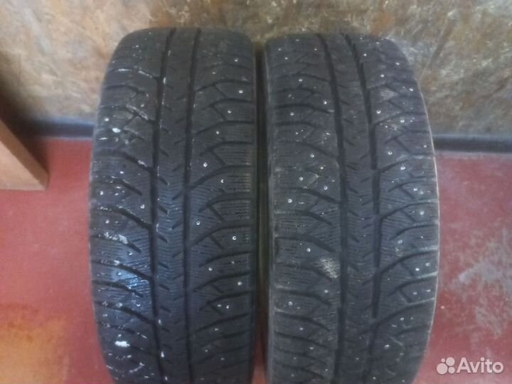 Bridgestone Ice Cruiser 7000 215/45 R17