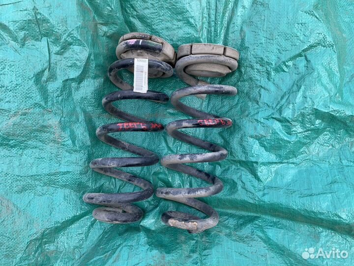 Пружины задние Jeep Grand Cherokee 4 WK2 рестайл