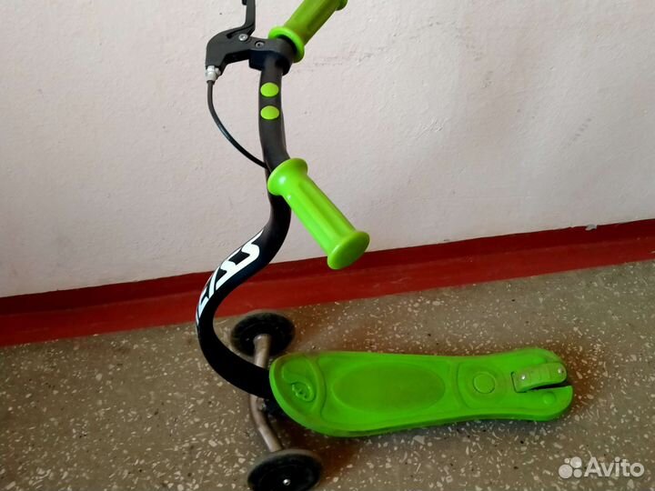 Самокат детский трехколесный бу