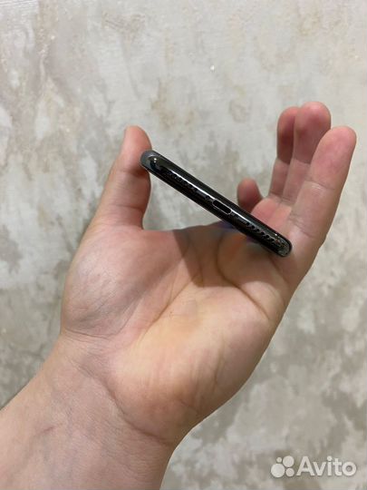iPhone X, 256 ГБ