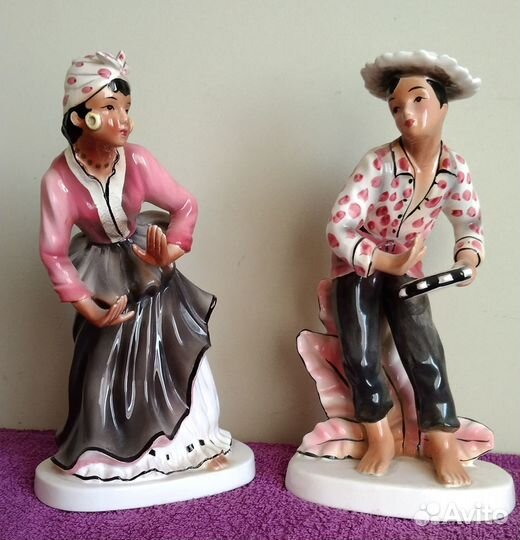 Фигура, фарфор, антиквариат