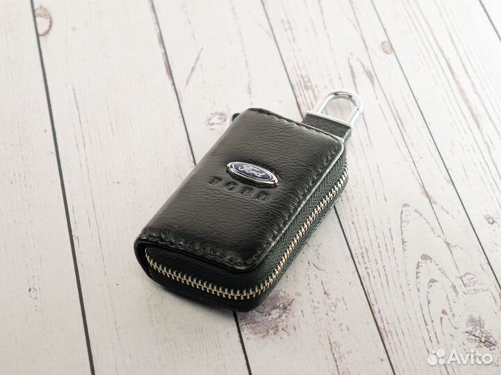 Кожаная ключница Ford