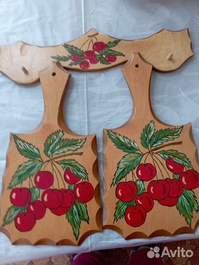 Хохломская роспись стол, стул, кухонная утварь