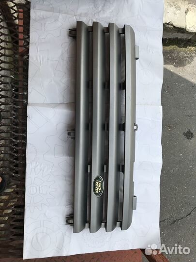 Решётка радиатора Land Rover - Range Rover 3 (LM)