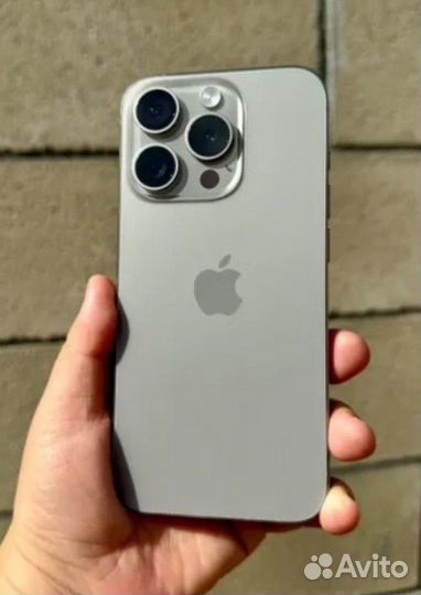 iPhone 15 Pro, 128 ГБ