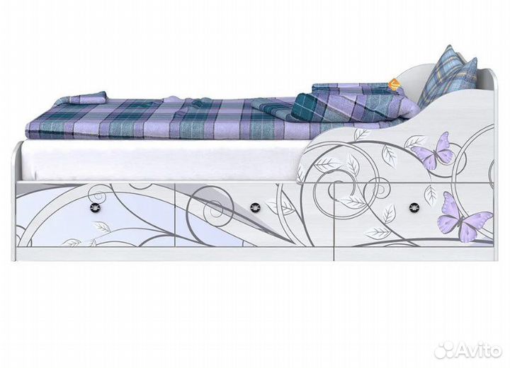 Кровать с матрасом