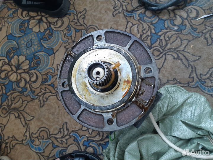 Электродвигатель 220 -380 в бу