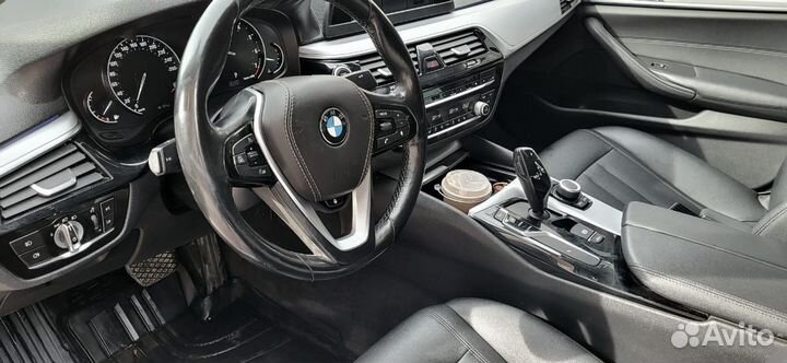 BMW 5 серия 2.0 AT, 2018, 235 000 км
