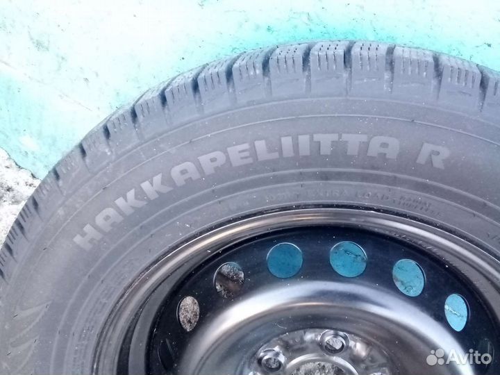 Nokian Tyres Hakkapeliitta R 215/65 R16 102R