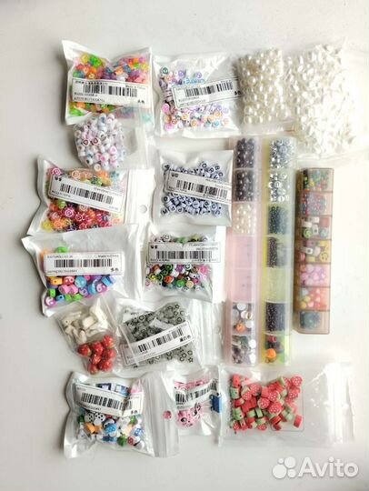Набор бусин, бисера