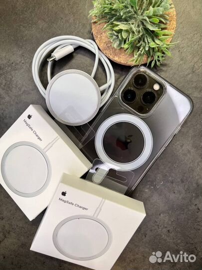 Беспроводная зарядка iPhone