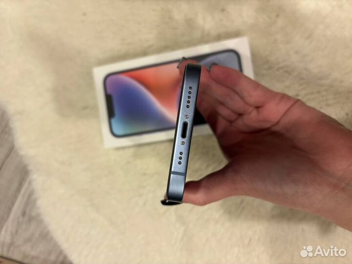 iPhone 14, 256 ГБ