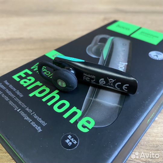 Bluetooth гарнитура Hoco E1