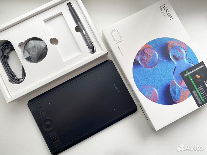 Планшет графический Wacom Intuos Pro Small PTH-460