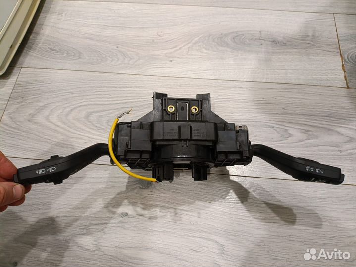 Подрулевой переключатель на Ford focus 2