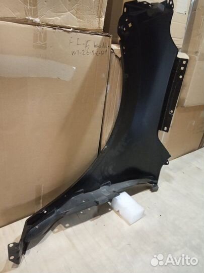 Крыло правое переднее правое Ford Explorer 5 U502