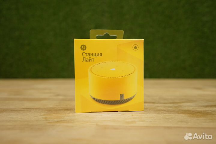 Яндекс Станция Лайт с Алисой, Лимон