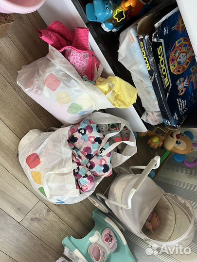 Отдам даром вещи на девочку 74-86