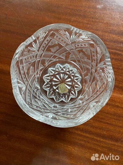 Ваза хрусталь новая, кружки и стаканы стекло