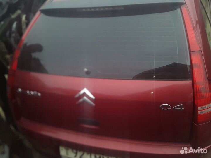 Citroen C4,крышка богажника.2006 года