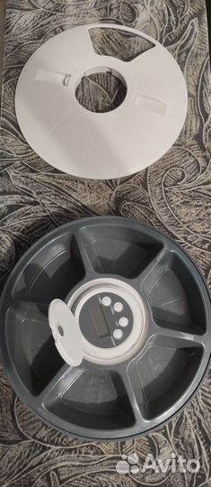 Автоматическая кормушка для кошек и собак