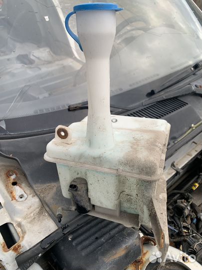 Бачок омывателя lanos chance sens