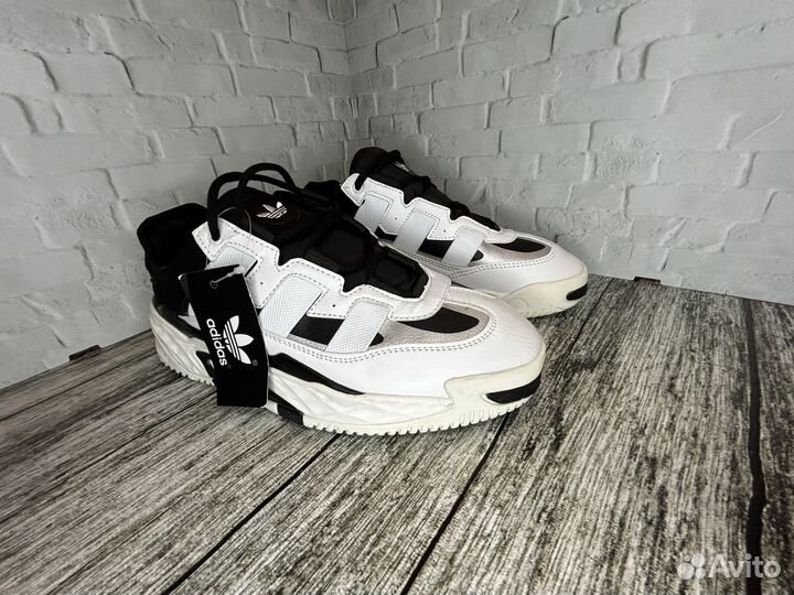 Кроссовки adidas niteball