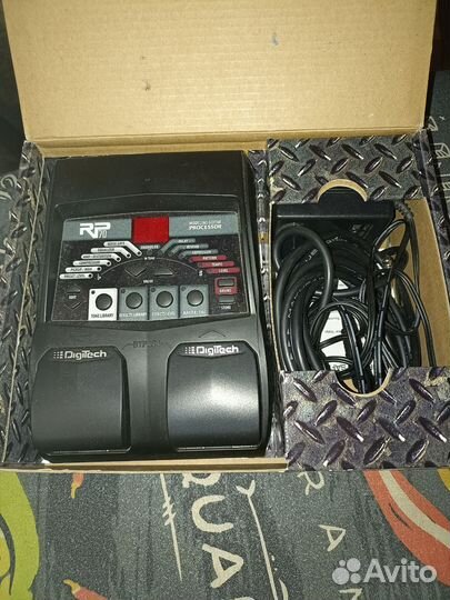 Гитарный процессор digitech RP70