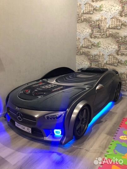 Кровать машинка