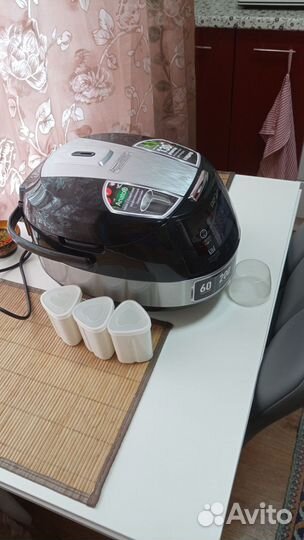 Мультиварка Polaris pmc 0517a Expert