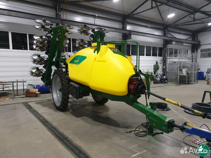 Разбрасыватель удобрений Агротех-Гарант Интеграл, 2023