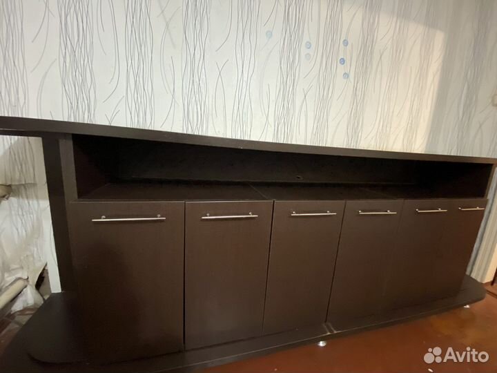 Полка для телевизора