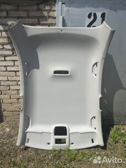 Обшивка потолка skoda rapid