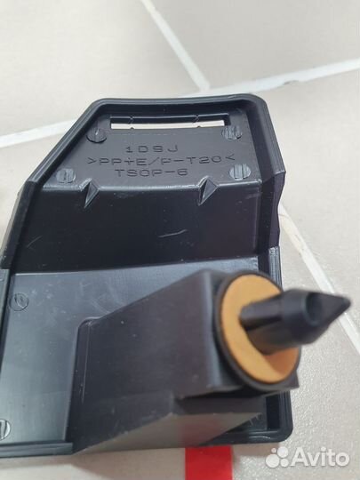 Кронштейн расширителя заднего крыла Toyota Prado