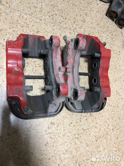 Суппорта задние на порше Porsche