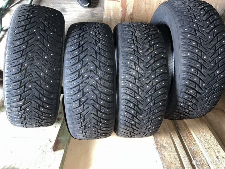 Nokian Tyres Hakkapeliitta 8 205/55 R16
