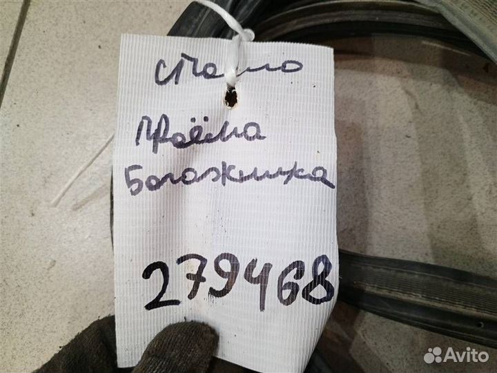 Уплотнитель проема багажника Toyota Corolla Spaci