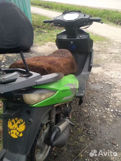 Скутер Racer stels