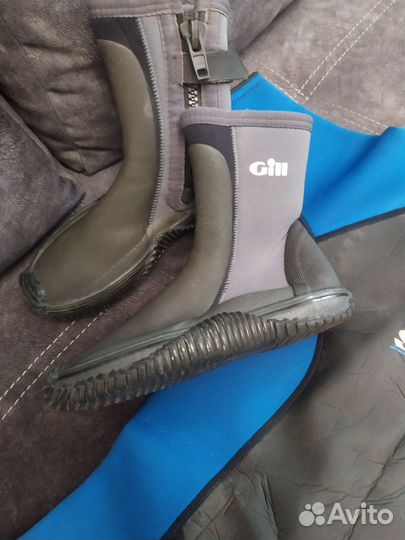 Гидрокостюм