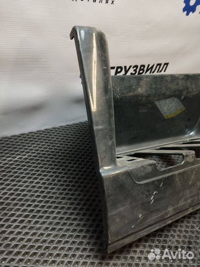 Корпус подножки правый Volvo FH4 20759236