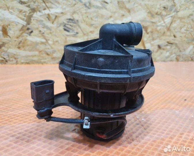 Насос воздушный Audi A6 C7 4G cgwb 2012