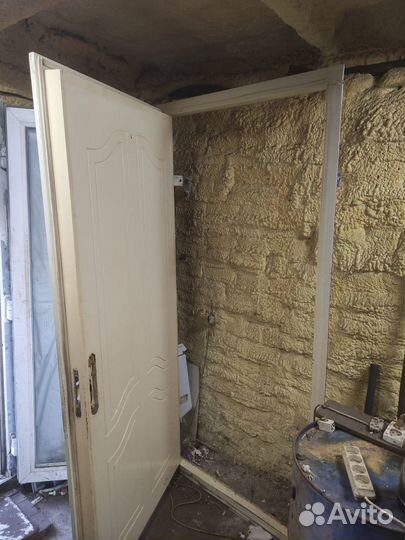 Дверь металлическая 95*208