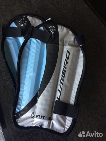 Щитки футбольные Umbro