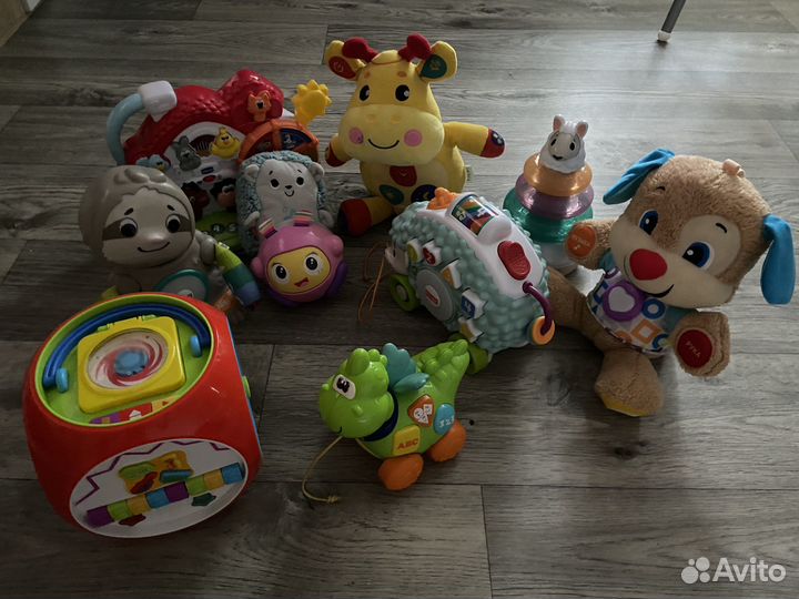 Развивающие игрушки fisher price линкималс,chicco