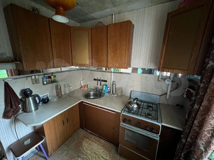 Комната 12,8 м² в 3-к., 1/5 эт.