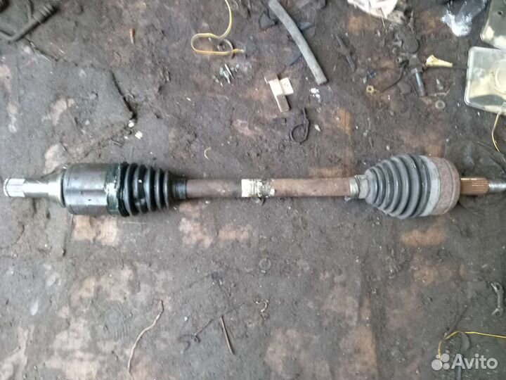 Привод передний левый Renault Megane III