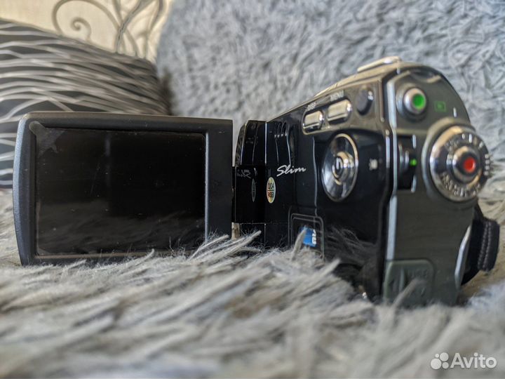 Видеокамера Sony slim 20mp